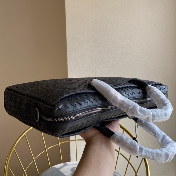 ボッテガヴェネタバッグ内部構造